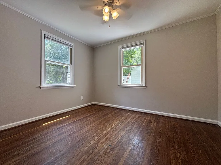 412 New River Dr — Photo 10