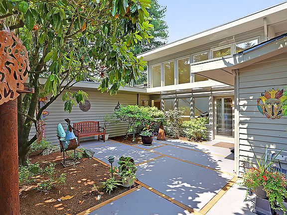 2nd image of 4340 92nd Ave SE