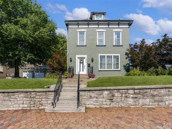 330 Alby St, Alton, IL 62002