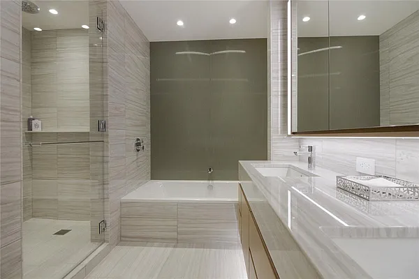 Rented by Time Equities Brokerage | media 28