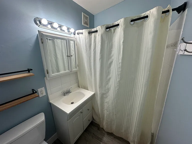 705 Palisade Dr — Photo 10