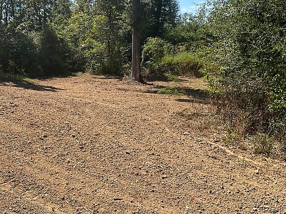 3rd image of 4433 Samuel Ln