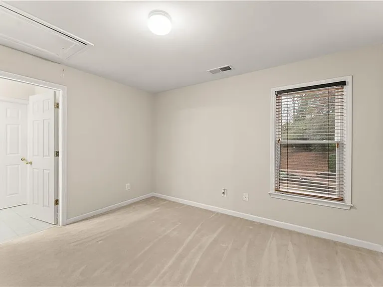 4610 Planters Hill Dr — Photo 22