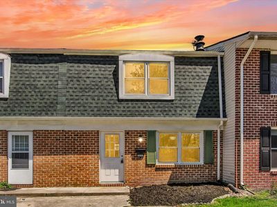 321 Village Dr, Gettysburg, PA, 17325