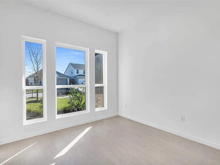 13728 Windward Mist Dr — Photo 3