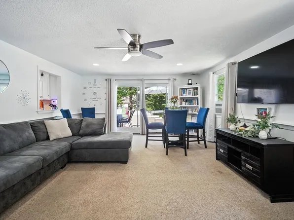 24 Nutmeg Ave, Enfield, CT 06082