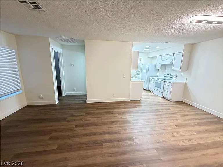 3517 Folage Dr #4 — Photo 5