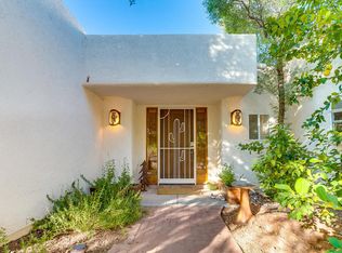 6664 N Paddock Pl, Tucson, AZ 85743