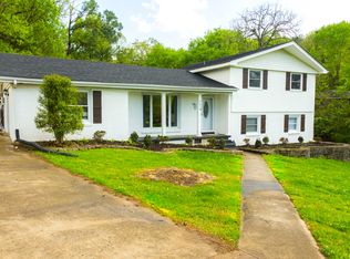 219 Foxboro Dr, Madison, TN 37115