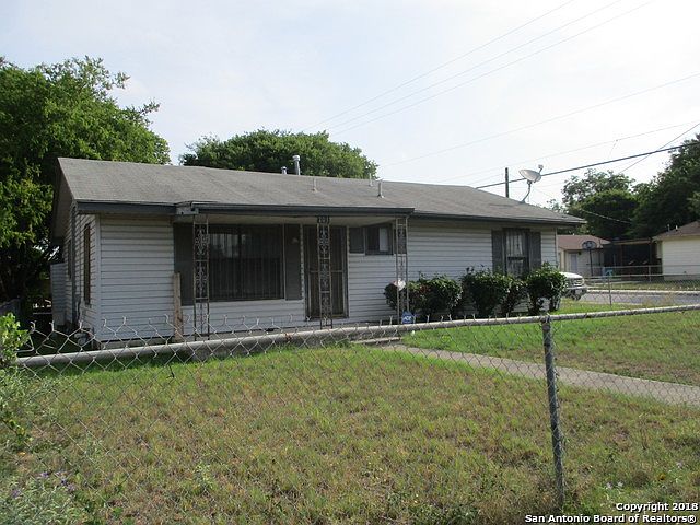 1st image of 203 Iroquois St