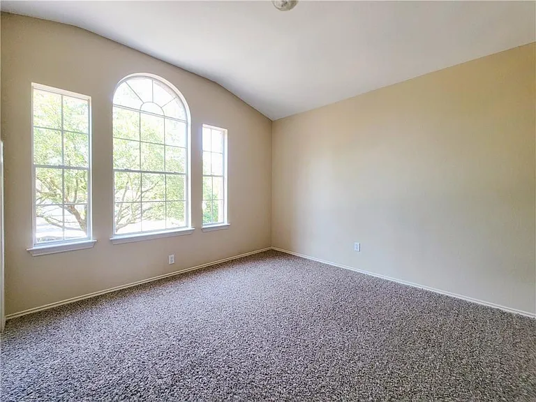 610 Cenizo Path — Photo 15