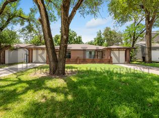 2009 N Old Manor St, Wichita, KS 67208