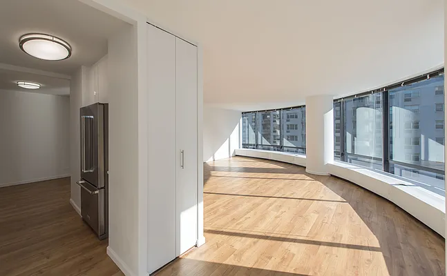 Rented by Solow Realty | media 3