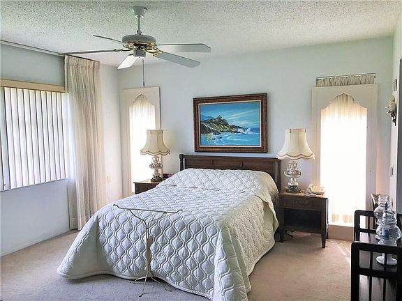 4th image of 1209 Bahama Bend #F-2