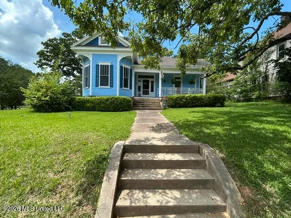 430 3rd St, McComb, MS 39648