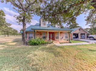 1100 Simpson Dr, Mineral Wells, TX 76067