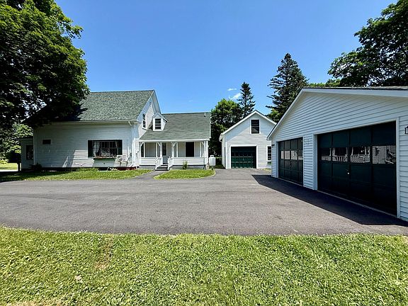 5th image of 52 Calais Avenue