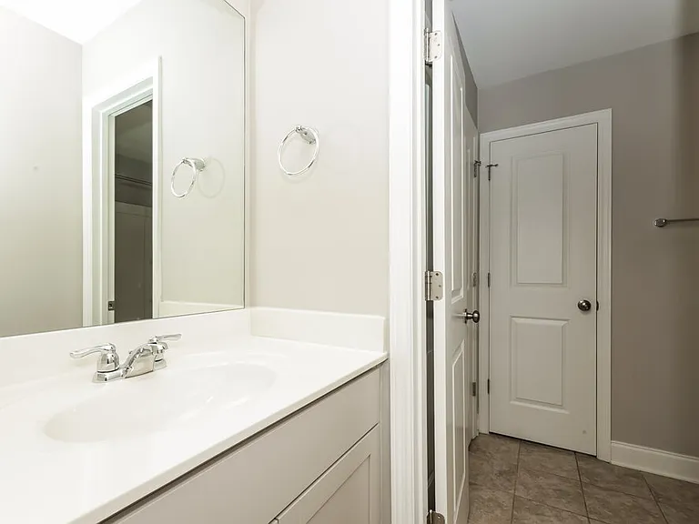 1005 Keeneland Dr — Photo 15
