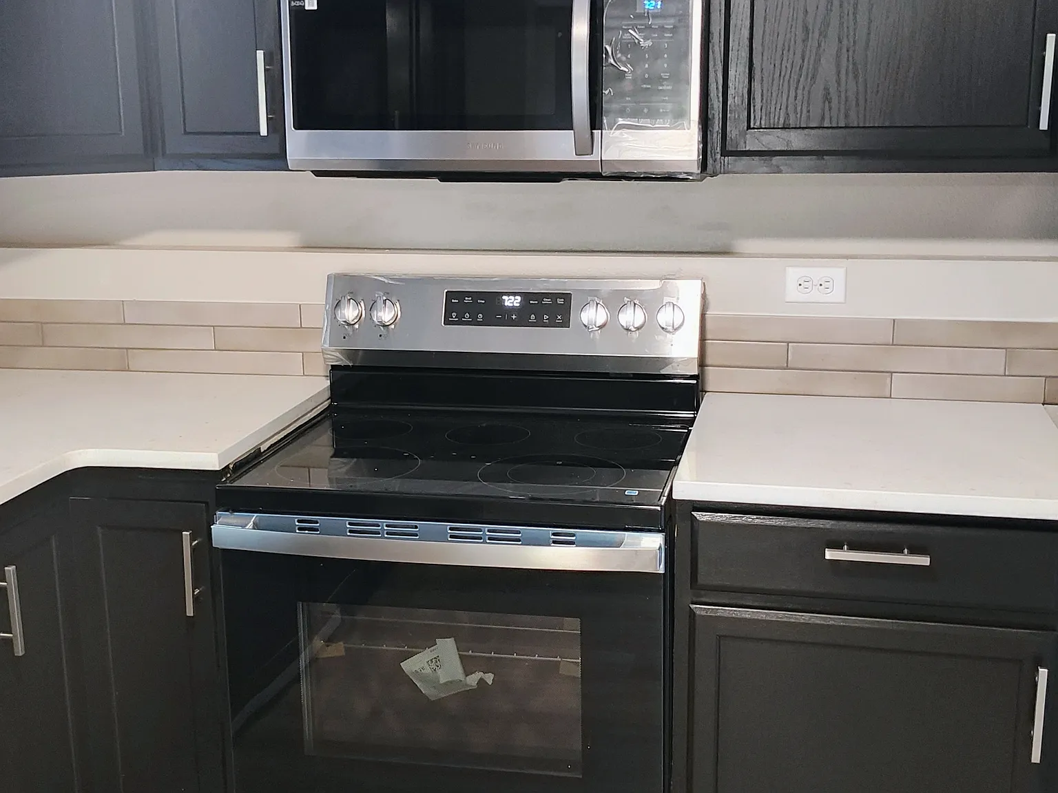 3 bed, $1,899 — Photo 4