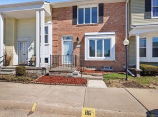 37586 Charter Oaks Blvd, Clinton Township, MI