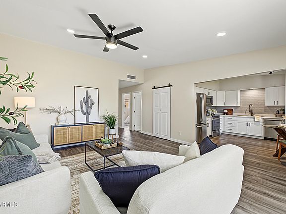 4th image of 5226 N 20TH Street #C10