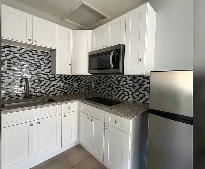 104 W Brentridge Dr #2 — Photo 3