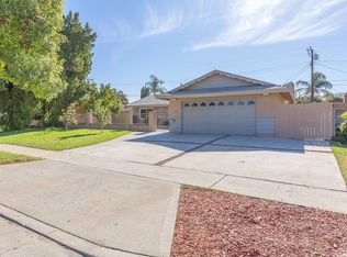 332 E Rancho Rd, Corona, CA 92879