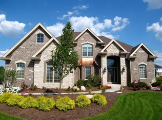 22039 Mary Dr, Frankfort, IL 60423