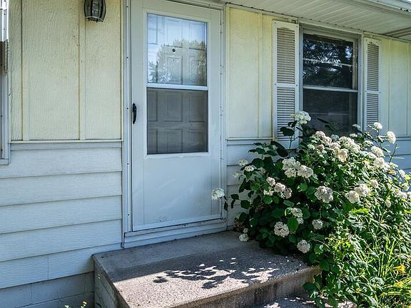 4th image of 6264 Oak Knoll Dr
