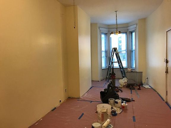 3rd image of 208 Eckford St APT 1R