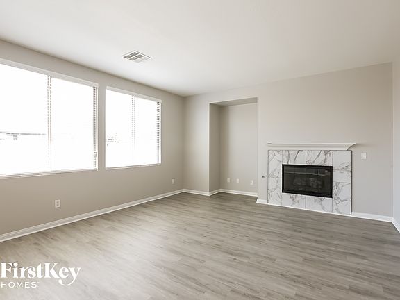 3rd image of 9405 Highview Rock Ct