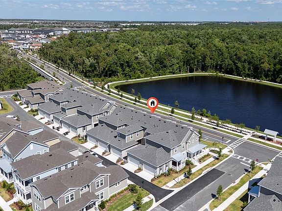 4th image of 2414 Celebration Blvd