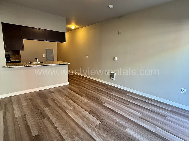 1010 Railroad Ave — Photo 24