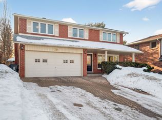 694 Conacher Dr, Toronto, ON M2M 3N6