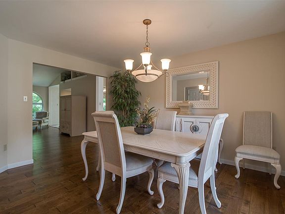 4th image of 17032 Westridge Oaks Dr