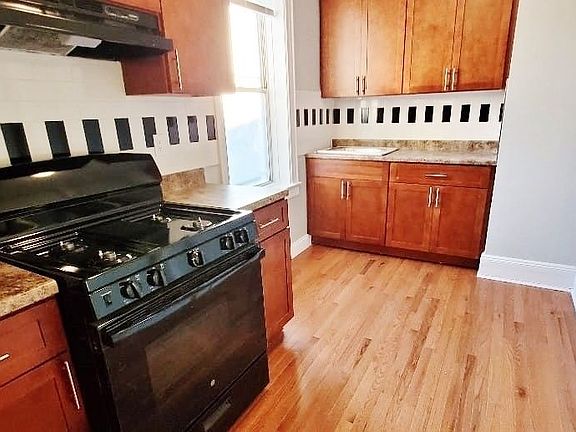 4th image of 28-26 44th St #Dd4