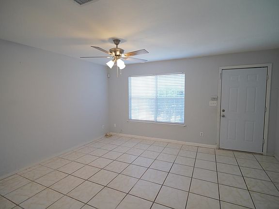 4th image of 2648 Tess Cir