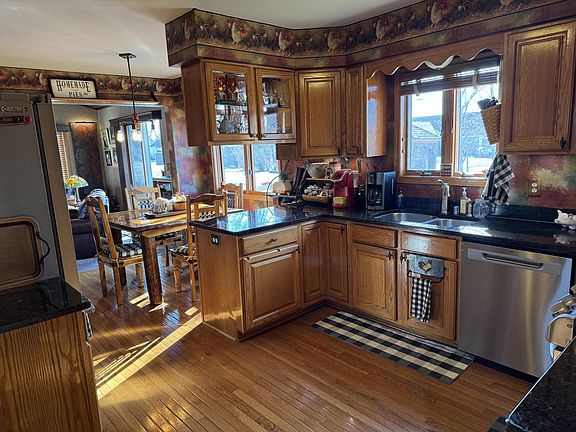 4th image of 511 Small Farm ROAD