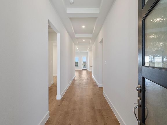 4th image of 1537 Apache Heights Dr