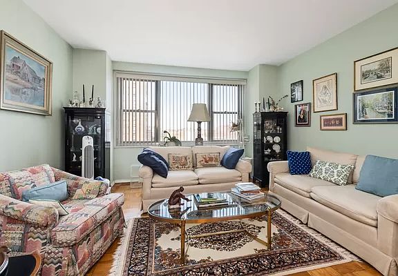 2nd image of 70-25 Yellowstone Blvd APT 8M