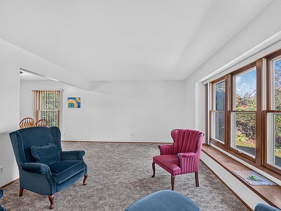 4th image of 4106 Lakeview DRIVE