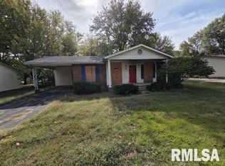 1511 Triangle St, Mount Vernon, IL 62864