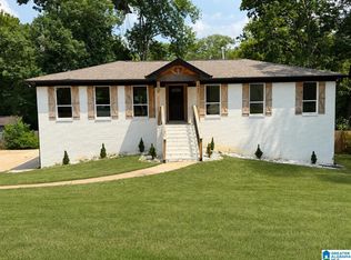 805 Frontier Dr, Pelham, AL 35124