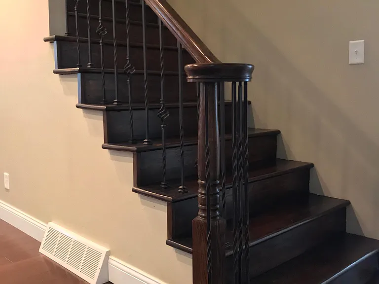 1102 Devonshire Dr — Photo 3