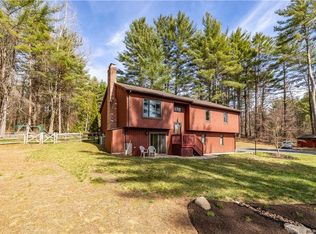 12 Canal Rd, Granby, CT 06035