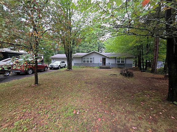 2nd image of 601 Charles Ave