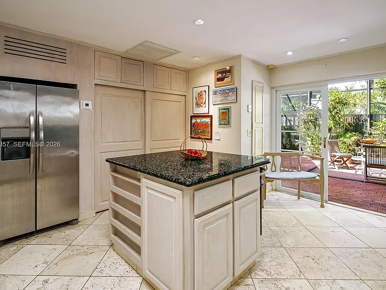 3441 Poinciana Ave — Photo 17