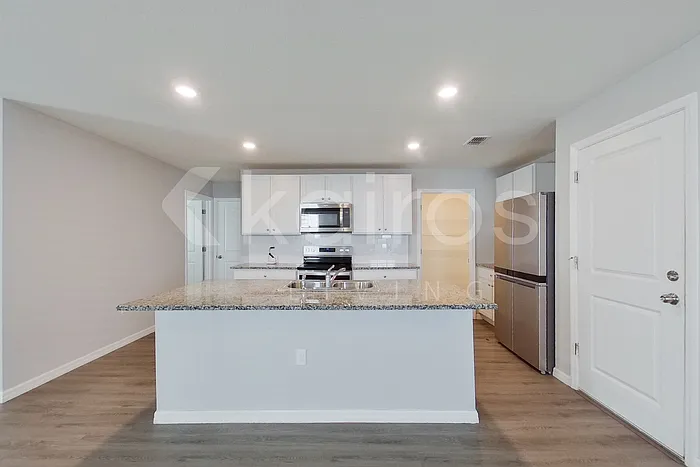 8677 SW 44th Ct — Photo 5