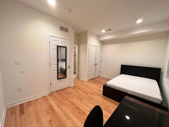 530 N 36th st, 530 N 36th St #3R, Philadelphia, PA 19104