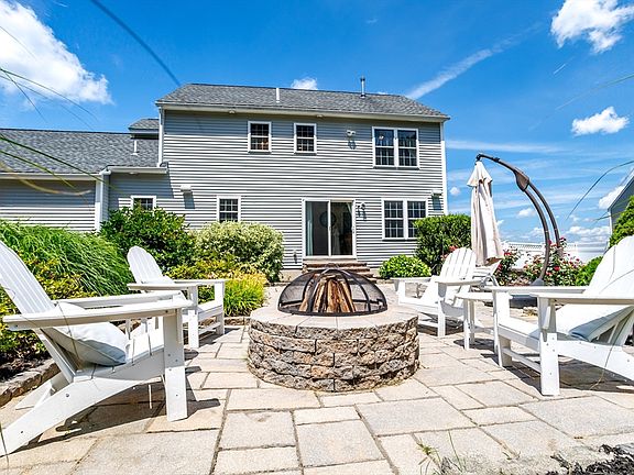 2nd image of 59 Victoria Ln